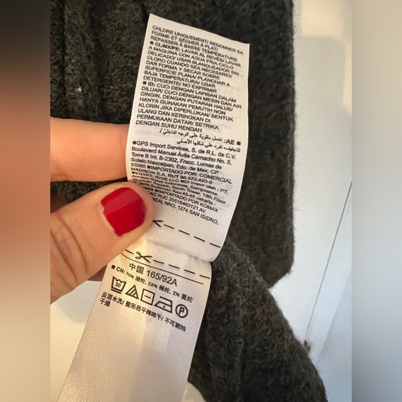 Cardigan sweater size M (SW109) - Picture 6 of 7